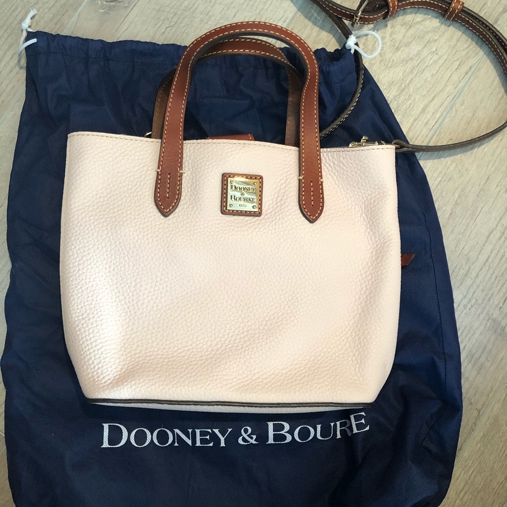 Dooney and Bourke light pink satchel